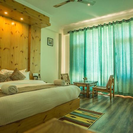 Pashmina Hotel Manāli Екстериор снимка